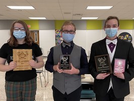IHS STUDENTS QUALIFY FOR NATIONAL SPEECH AND DEBATE TOURNEY
