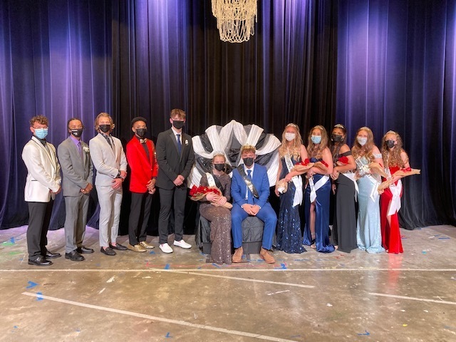 Queen Madison, King Max, and the court